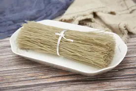 「粉丝不宜空腹吃？」粉丝当饭吃有何危害？图片