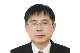 《易经》坤卦“用六：利永贞。”解读图片