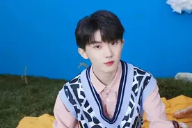 明星高考现丑态，考400多分尬吹学神，考300分你知道他多努力吗？图片