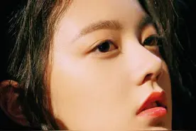 五朵“强势霸屏”的00后“小花”：各有各的“靠山”？图片
