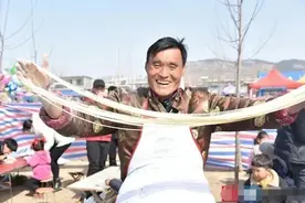 山东“拉面哥”：从红极一时到无人问津，他到底经历了什么？图片