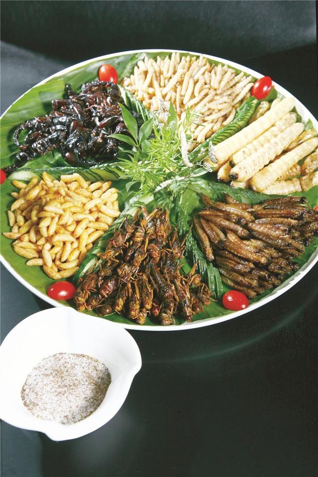 云南哪道菜最好吃?经过评选,这10道滇菜比较出名,你吃过几种?