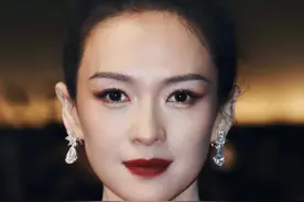 面相全变了！再看46岁章子怡和34岁森林北，才知二人“差别”在哪图片