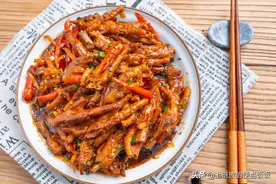 鸡爪这样做5斤都不够吃，软烂脱骨，吃到停不下来图片