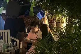 29岁球星郭艾伦官宣恋情？女方肤白貌美，身材完全不输其前女友图片