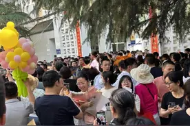 奔跑吧，考生！2023高考顺利结束图片