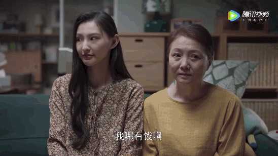 被偷窥狂偷拍裙底？看这五个女人如何处置，观众：解气