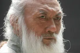 雪中悍刀行：潜伏北凉王府三十年，春秋刀甲齐练华，出场即巅峰图片