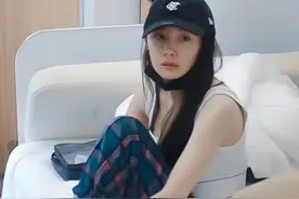 同样是女星素颜，把杨幂，赵丽颖，柳岩放在一起看，差距就出来了图片