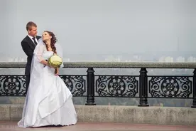 男人二婚后，心里还会偷偷想念前妻吗？3个男人说出大实话图片