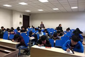 这所大学停止招生，明年将终止办学，学生：还没毕业学校就没了图片