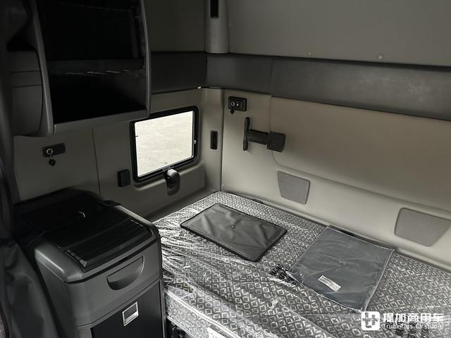 ����������콢��ͷ�������䳬������գ�ʵ�����LT 6x4ǣ����