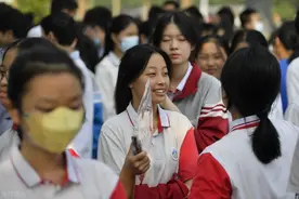 开学初中数学选万唯 必刷题 一本还是实验班 哪本辅导书提分快？图片