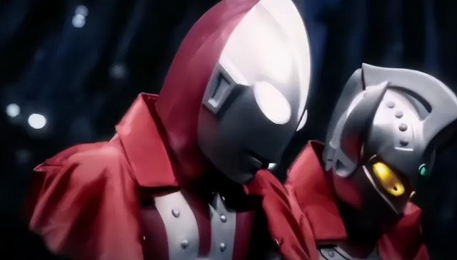 《奥特曼》：为什么奥特之王独宠雷欧自己呢