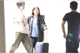51岁王菲现身机场回北京，陪谢霆锋过生日好恩爱，肚子隆起引猜测图片