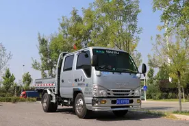 买庆铃卡车当私家车用，稍加改装，大哥让双排座轻卡回归当年风采图片