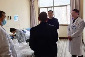 无论你们关系多好，去医院看完病人时，千万别带这“三种东西”！图片