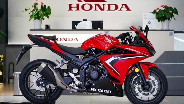 能与五羊本田cbr400r一争高低的车型有哪些 来参考几款 自由新闻