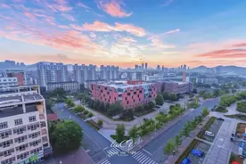 爆火！“五一”带你走进东北“网红打卡地”：足不出户尽享绝美风光图片