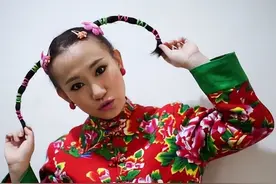 丫蛋：17岁成赵本山弟子，春晚一夜走红，两任老公都是师兄图片