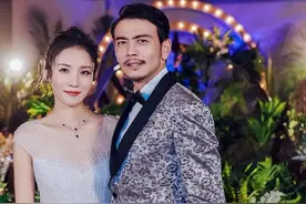 杨烁隐婚10年的娇妻原来是她！清纯秀丽宛如18岁少女，真娶到宝了图片