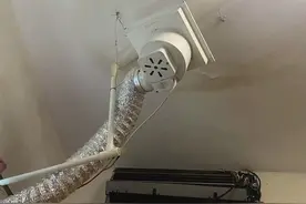 老楼改造添“新伤”：海口部分老旧小区改造后，顶层天花板出现渗水开裂！住建部门回应图片