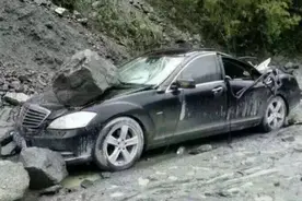 川藏线上锈迹斑斑的废弃车，为何没人拖走？如果捡了之后会怎样？图片