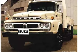 儿时的记忆，盘点八十年代为国家发展做出巨大贡献的进口卡车图片