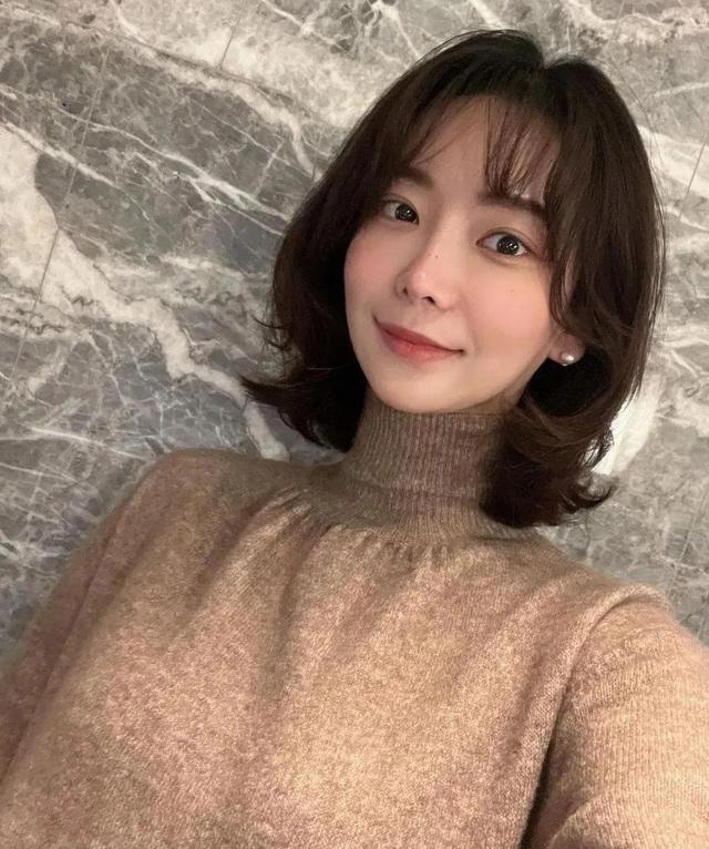 (圆脸发型图片女减龄2023) - 披肩头发图片大全 - 实验室设备网