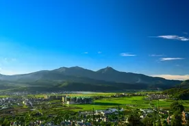 夏日腾冲丨只此青绿，山与水的画卷图片