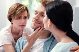 她结婚三年都没怀上，婆婆怀疑她生活不检点，还让她去问神婆图片