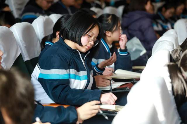 四川省民生研究会新媒体中心-官网