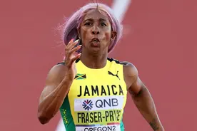 21秒45！人类史上第2快成绩诞生，36岁传奇10金3银，刷新纪录图片