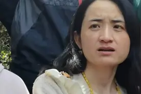 雅典娜 36岁研究生上海户口，凭相亲对象条件出圈，网友：面相刻薄图片