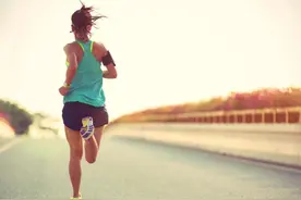 医生提醒：早上运动与傍晚运动，效果大不相同！哪种才更健康？图片