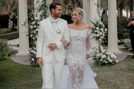 27岁前皇马球员和45岁富婆迪拜大婚，奢华尽显，八层蛋糕很壮观图片