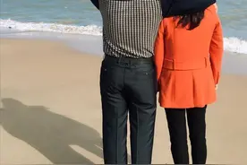 我65岁，再婚娶了42岁的女邻居，每天过得很累，但很幸福图片