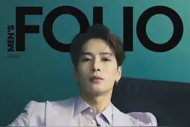 王嘉尔新杂志露腹肌太绝了图片