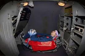 杨利伟在太空听到“敲门声”，13年后谜底被揭开，多亏他当时冷静图片