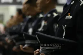 什么是网上追逃？会通知本人吗？图片