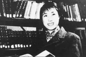 1943年15岁李玉琴因面善被选为贵人，15年后因溥仪一段话坚决离婚图片