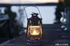 光着屁股的小孩，穷人的生活记录图片