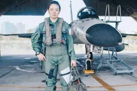 台军女飞行员郭文静：只要长官敢下令，我会毫不犹豫的击落歼20！图片