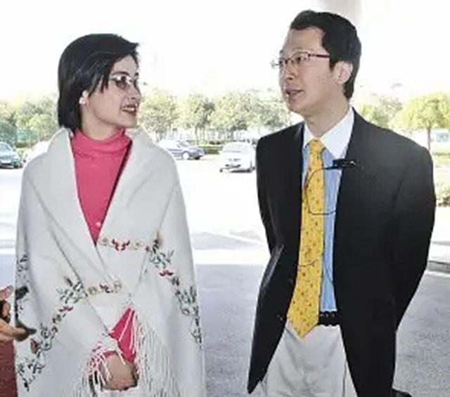 吴小莉：从“港漂”到华人女性杰出代表，缘何嫁大自己25岁老公？