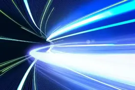 光速有多快？如果你以光速旅行，会发生什么有趣的现象？图片