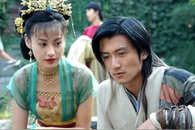 杨雪破天荒接受采访，透露淡出演艺圈原因，谈到演戏两眼发光图片