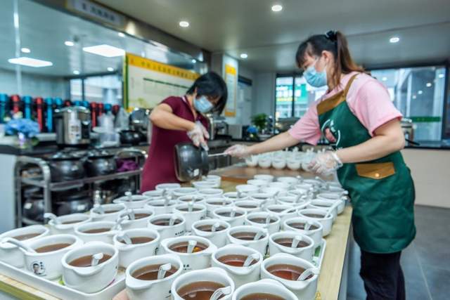 万亿大健康产业红利释放，社区养老模式已形成