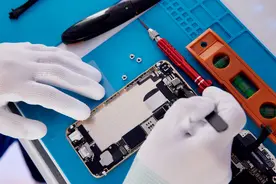 线上拉客线下宰客，手机维修暗藏陷阱图片