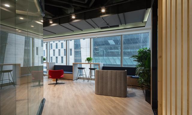 �߸�칫�ռ䣺������ʱ������С��ҵ�����������칫����ģʽ