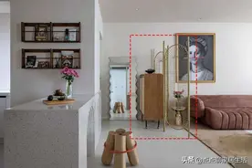 入户门对着客厅怎么办？几个小技巧，避免“穿堂煞”图片